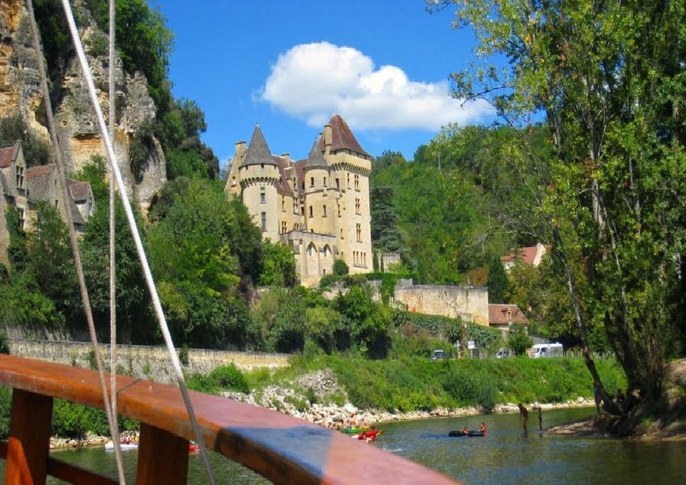 Chambre Du Sabotier - Studio Troglodytique - A 100 M Baignade En Riviere - Location De Canoe - Circuits Cyclo - Aire De Pique-Nique - 3 Restaurants Castelnaud La Chapelle Εξωτερικό φωτογραφία