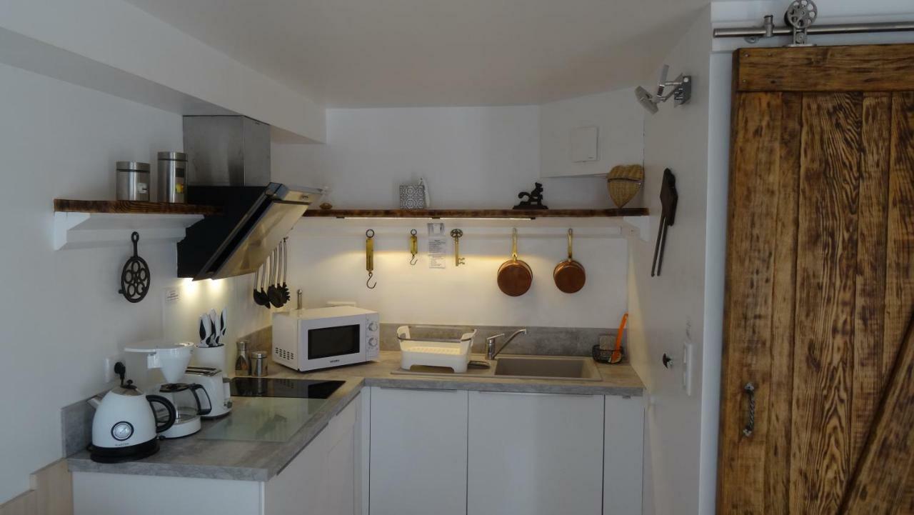 Chambre Du Sabotier - Studio Troglodytique - A 100 M Baignade En Riviere - Location De Canoe - Circuits Cyclo - Aire De Pique-Nique - 3 Restaurants Castelnaud La Chapelle Εξωτερικό φωτογραφία