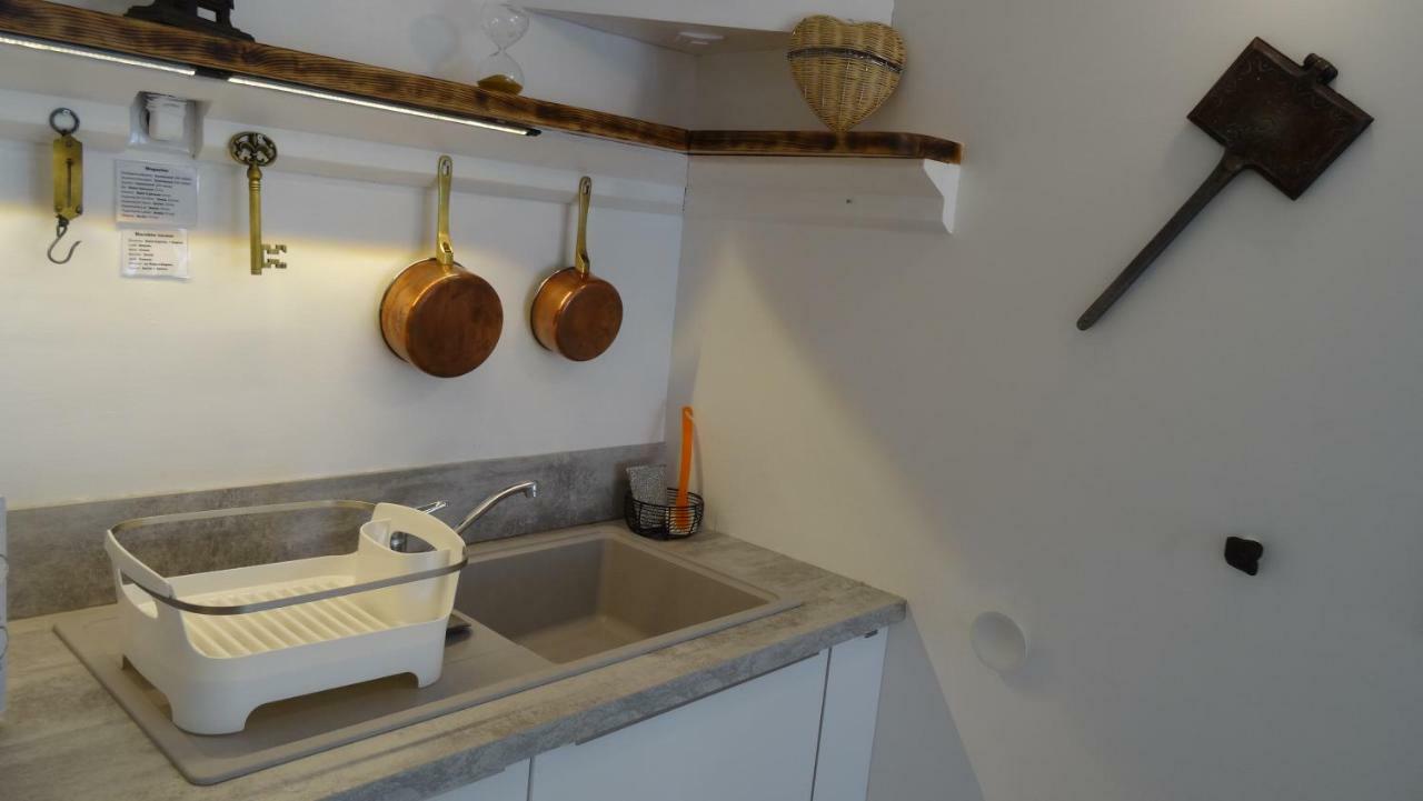 Chambre Du Sabotier - Studio Troglodytique - A 100 M Baignade En Riviere - Location De Canoe - Circuits Cyclo - Aire De Pique-Nique - 3 Restaurants Castelnaud La Chapelle Εξωτερικό φωτογραφία